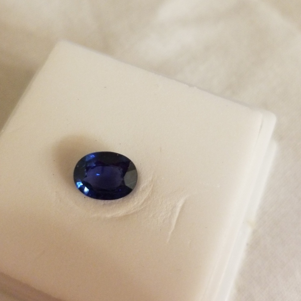 Kanchanabuiri Sapphire Stone